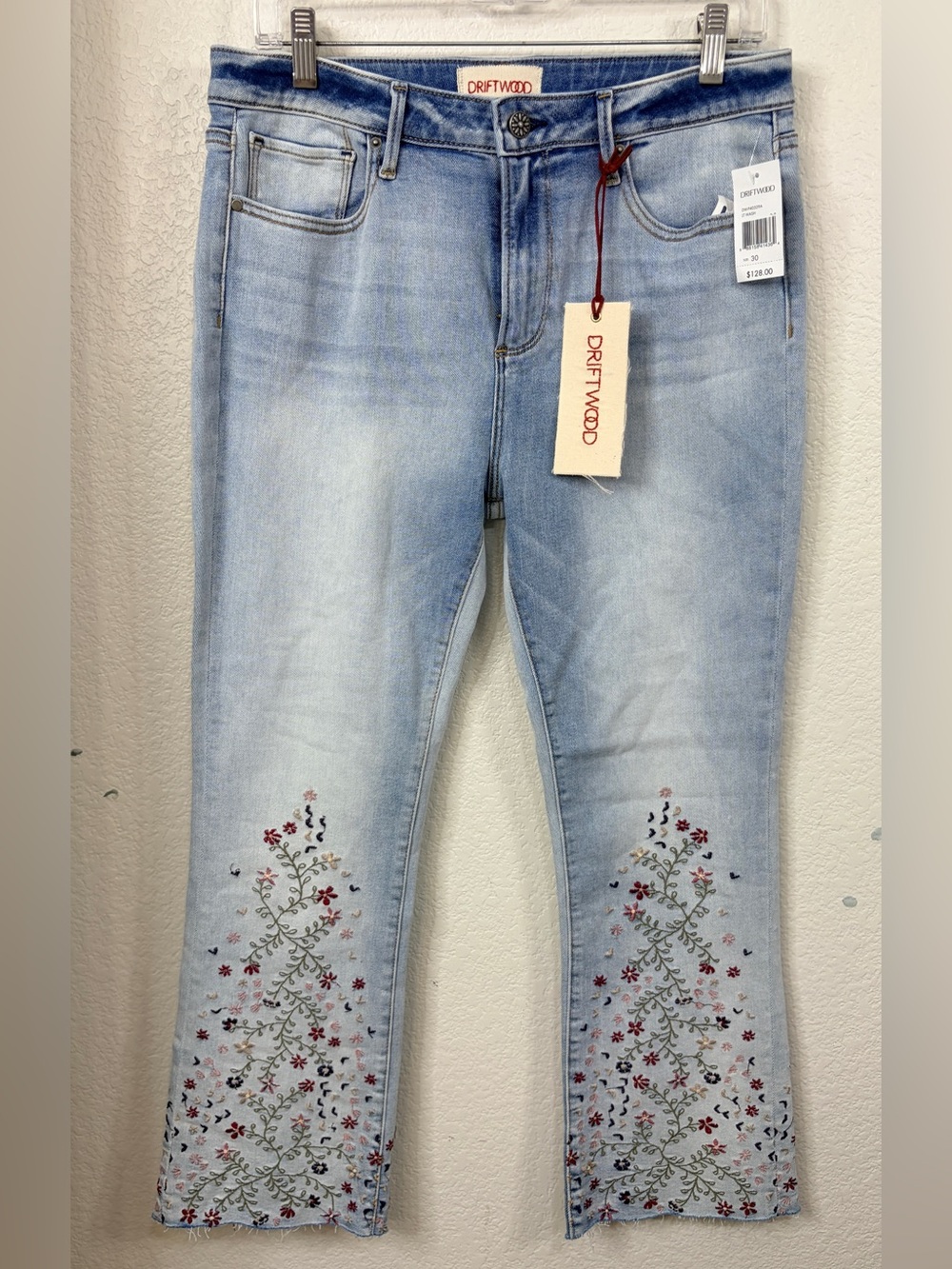 DRIFTWOOD Light Blue Floral Embroidered Flare Kick Ankle Jeans 30/26 NWT